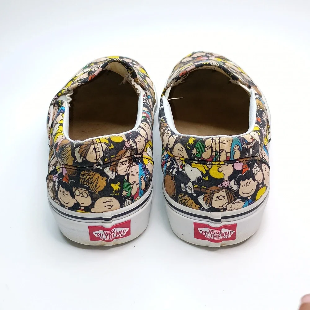 Vans x Peanuts Classic Slip On Charlie Brown Gang Mens 9.5 Womens 11 Shoes A4